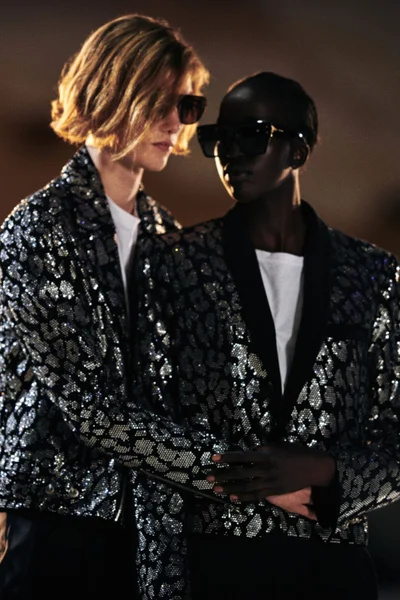 Look 35